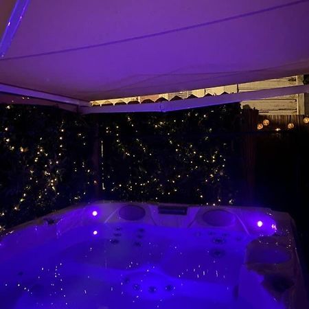 Dinbnb Homes I #1 Bnb In Bergen I Jacuzzi & Parking & Location Exterior photo