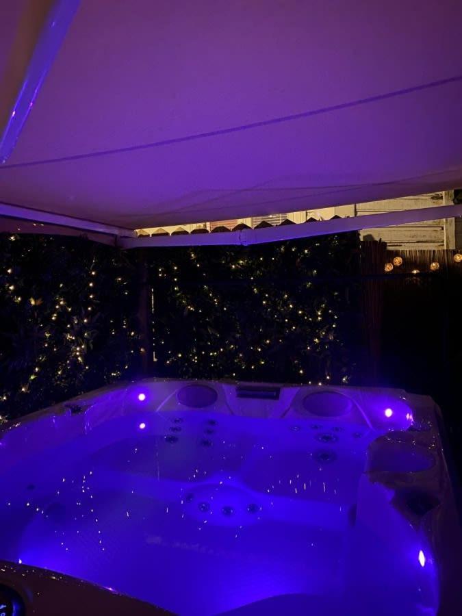 Dinbnb Homes I #1 Bnb In Bergen I Jacuzzi & Parking & Location Exterior photo
