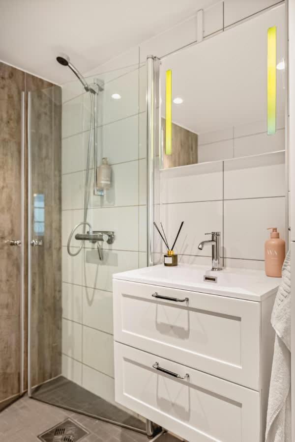 Dinbnb Homes I #1 Bnb In Bergen I Jacuzzi & Parking & Location Exterior photo