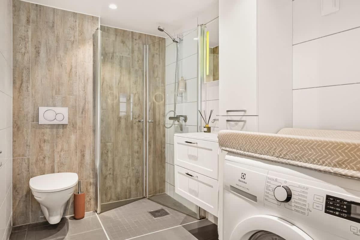 Dinbnb Homes I #1 Bnb In Bergen I Jacuzzi & Parking & Location Exterior photo