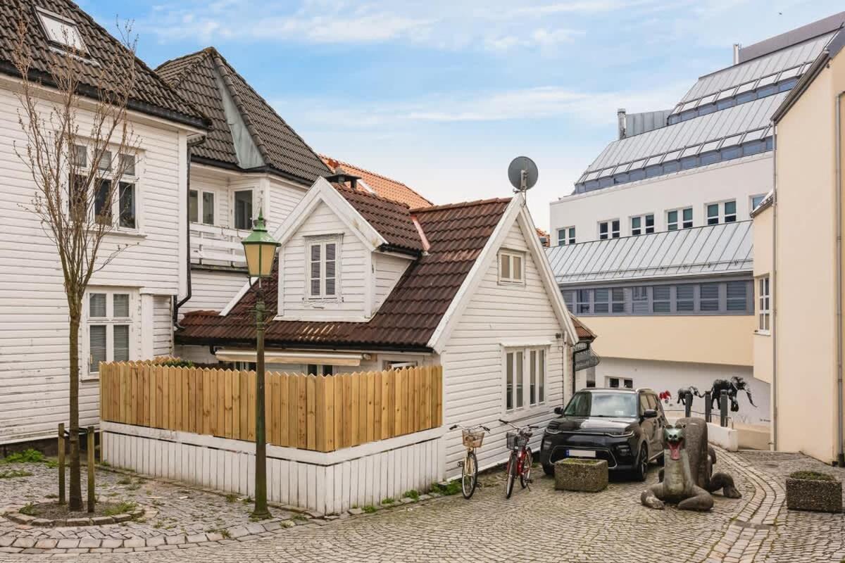 Dinbnb Homes I #1 Bnb In Bergen I Jacuzzi & Parking & Location Exterior photo