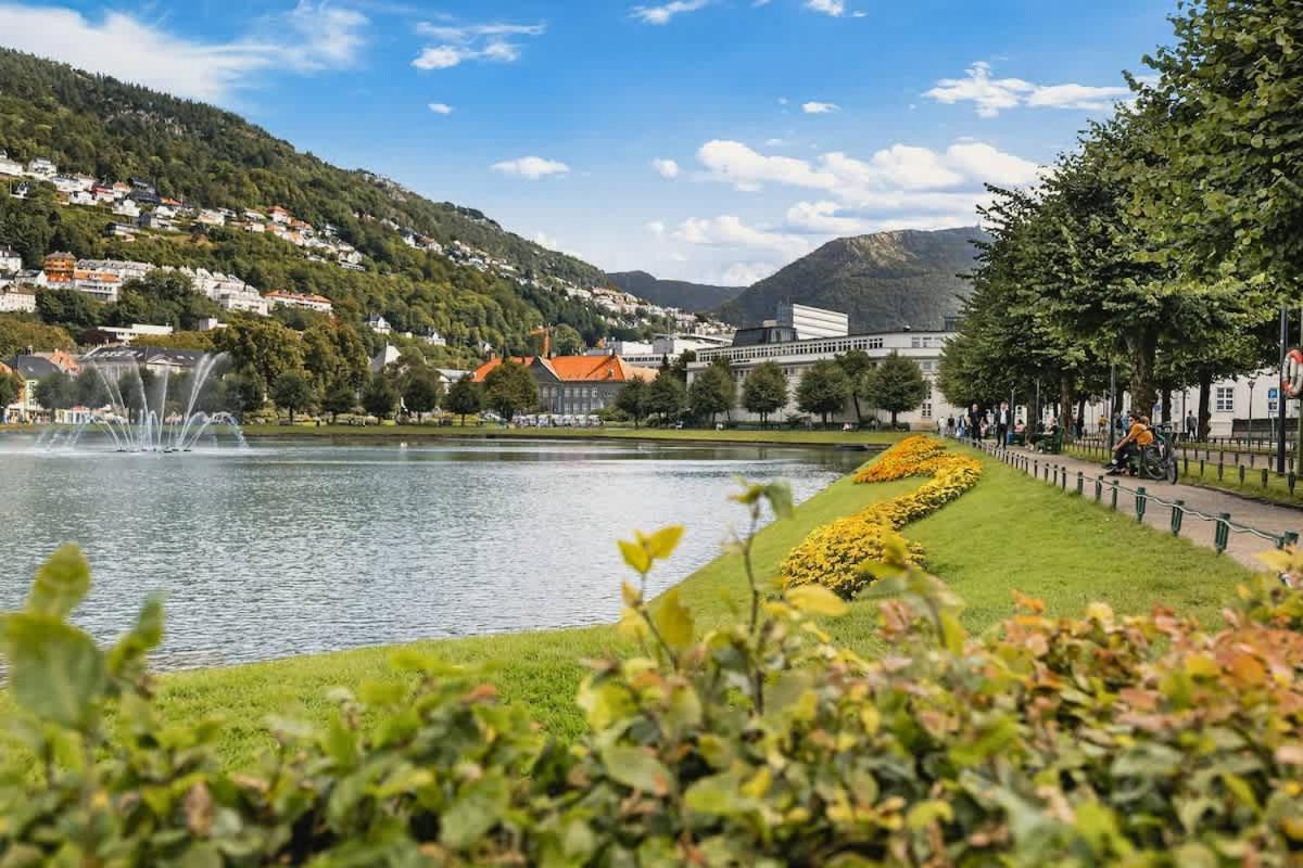 Dinbnb Homes I #1 Bnb In Bergen I Jacuzzi & Parking & Location Exterior photo